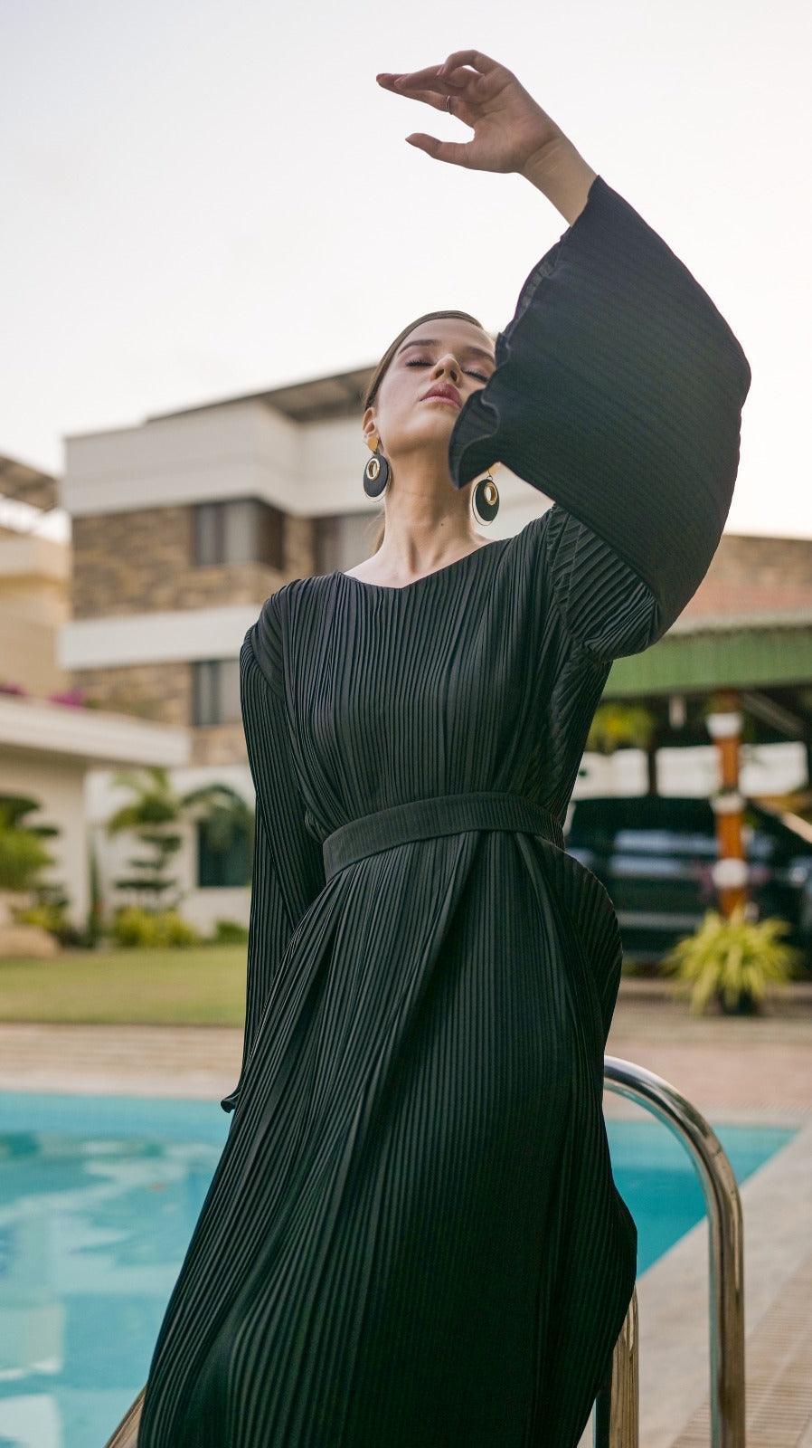 Black Pleated Maxi - AREEJ | Online
