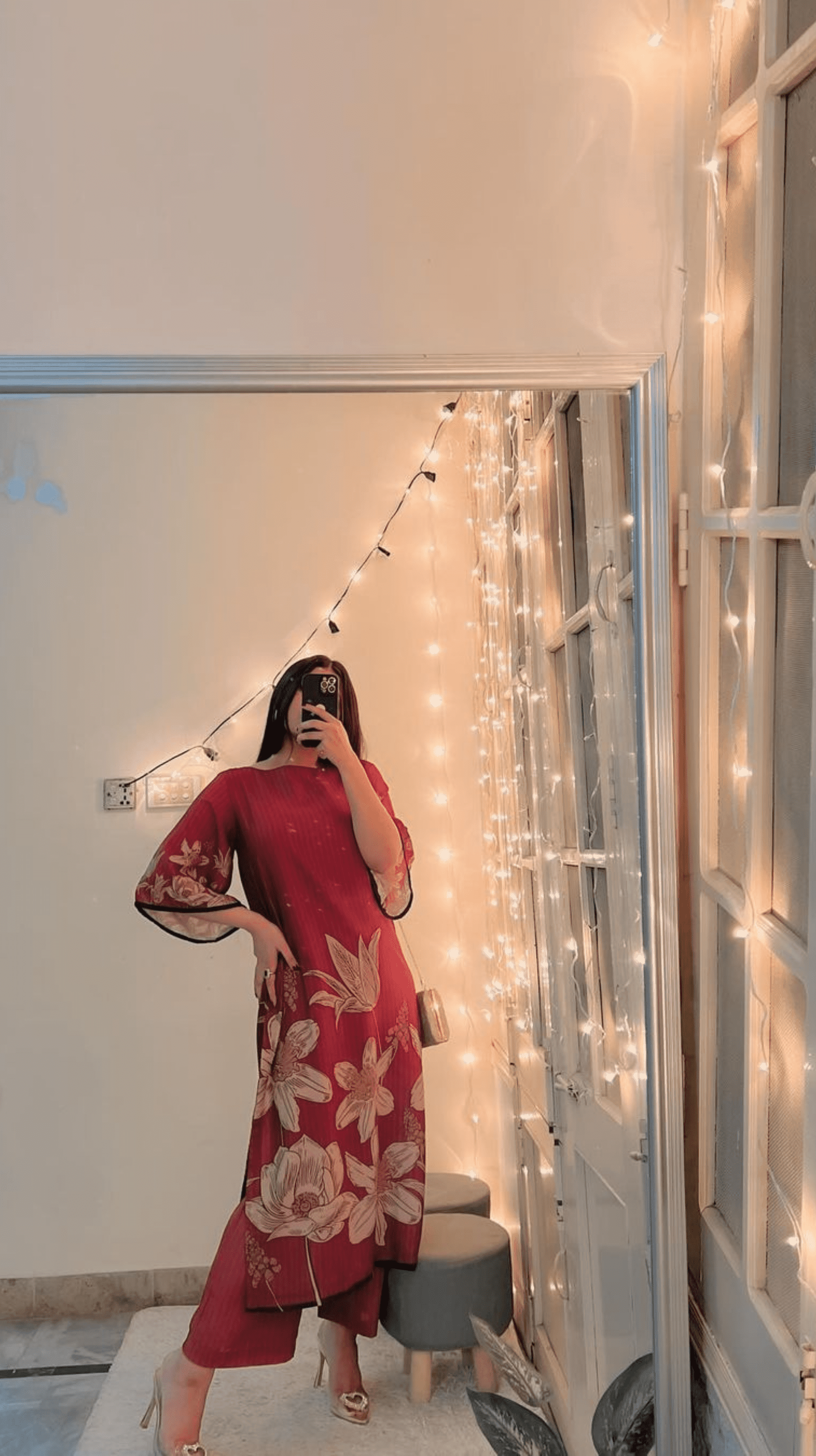 Sienna Rose Waltz - AREEJ | Online